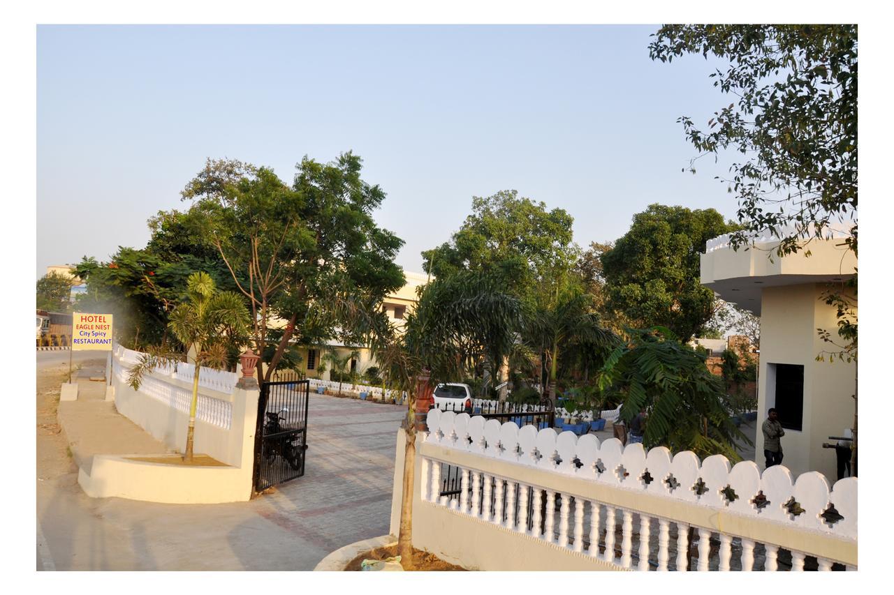 Hotel Eagle Nest Bharatpur Kültér fotó